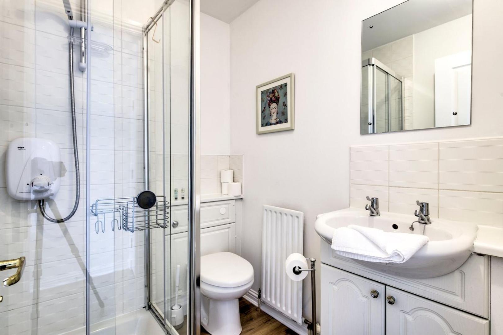 Guestready - Stylish Apt W/ Parking Near Edinburgh Exterior photo