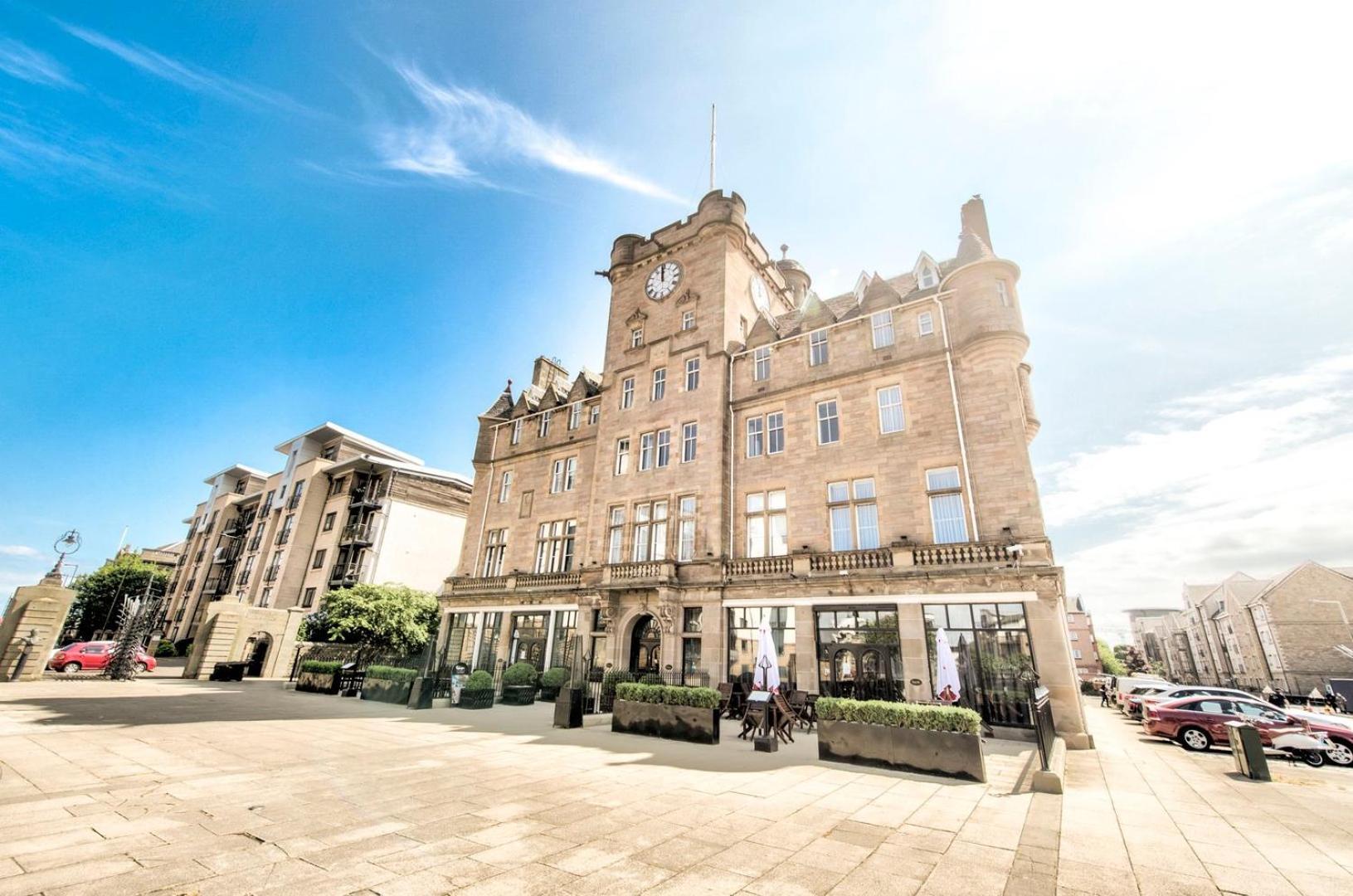 Guestready - Stylish Apt W/ Parking Near Edinburgh Exterior photo